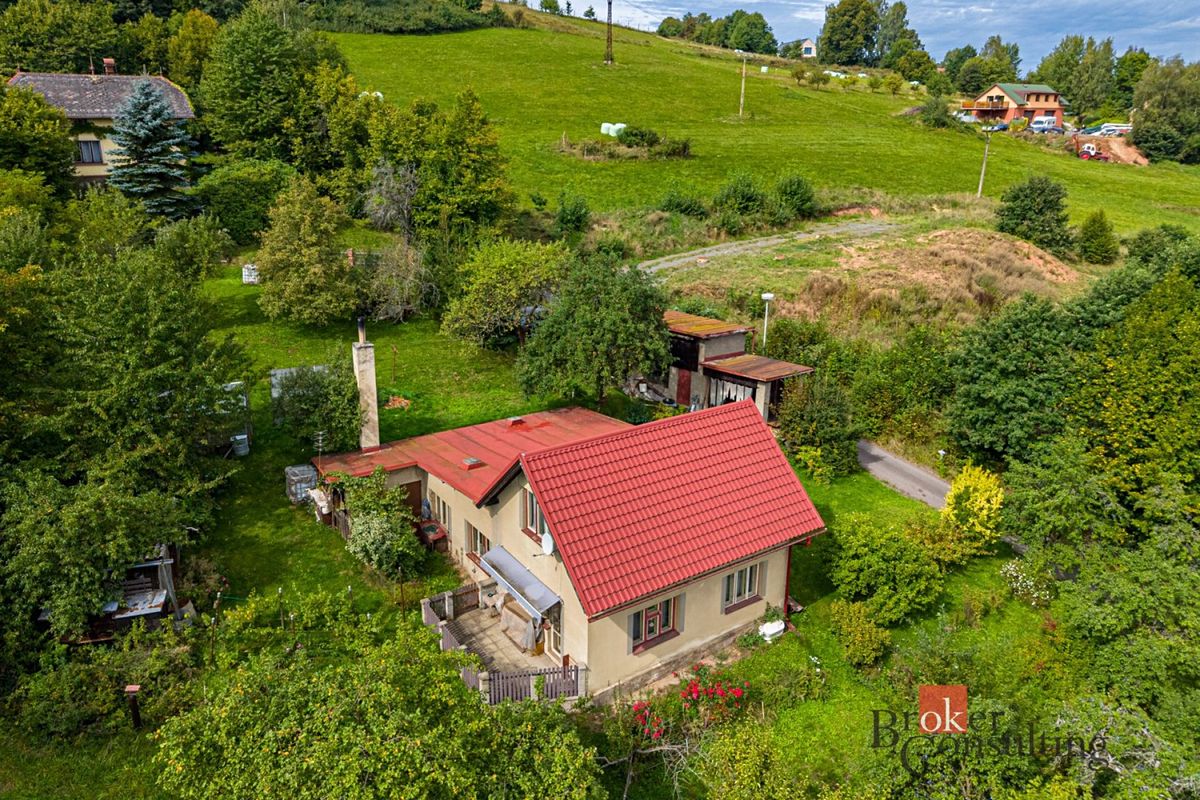 Prodej rodinného domu 113 m², pozemek 2133 m²