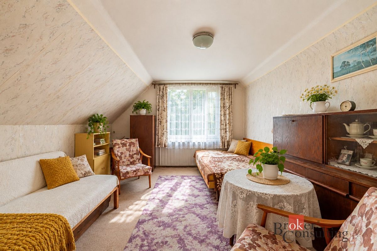 Prodej rodinného domu 113 m², pozemek 2133 m² thumbnail 8
