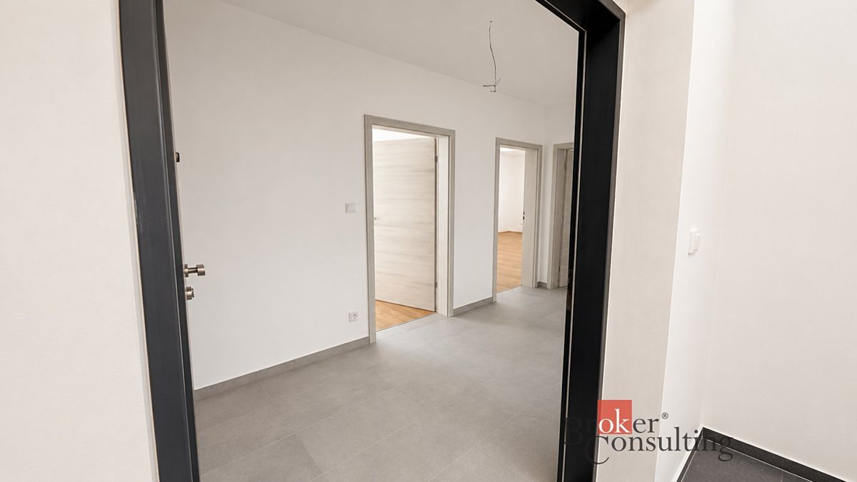 Prodej bytu 2+kk 55 m² thumbnail 6