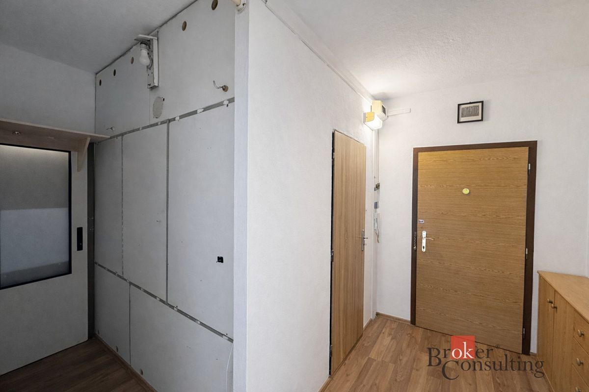 Pronájem bytu 1+1 38 m² thumbnail 17