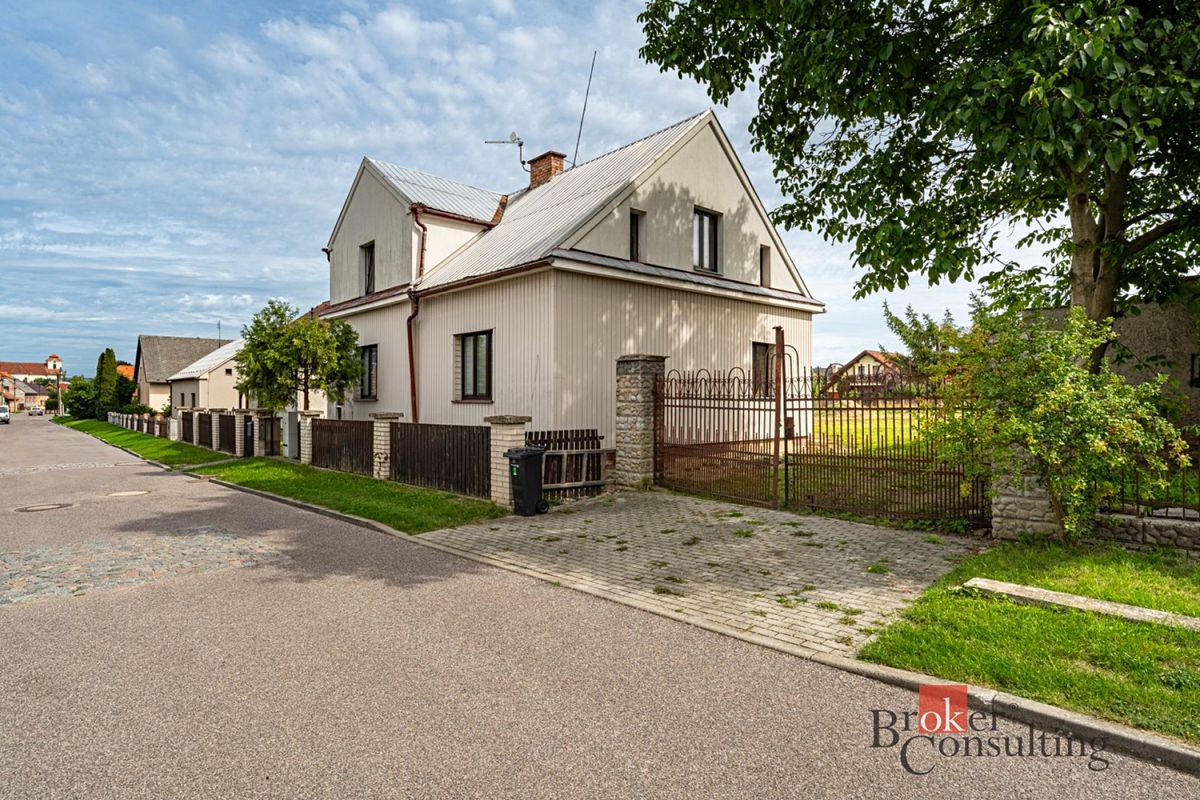 Prodej rodinného domu 151 m², pozemek 1025 m²