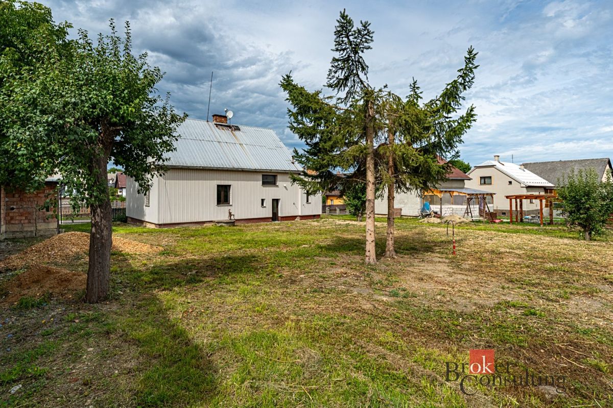 Prodej rodinného domu 151 m², pozemek 1025 m² thumbnail 3
