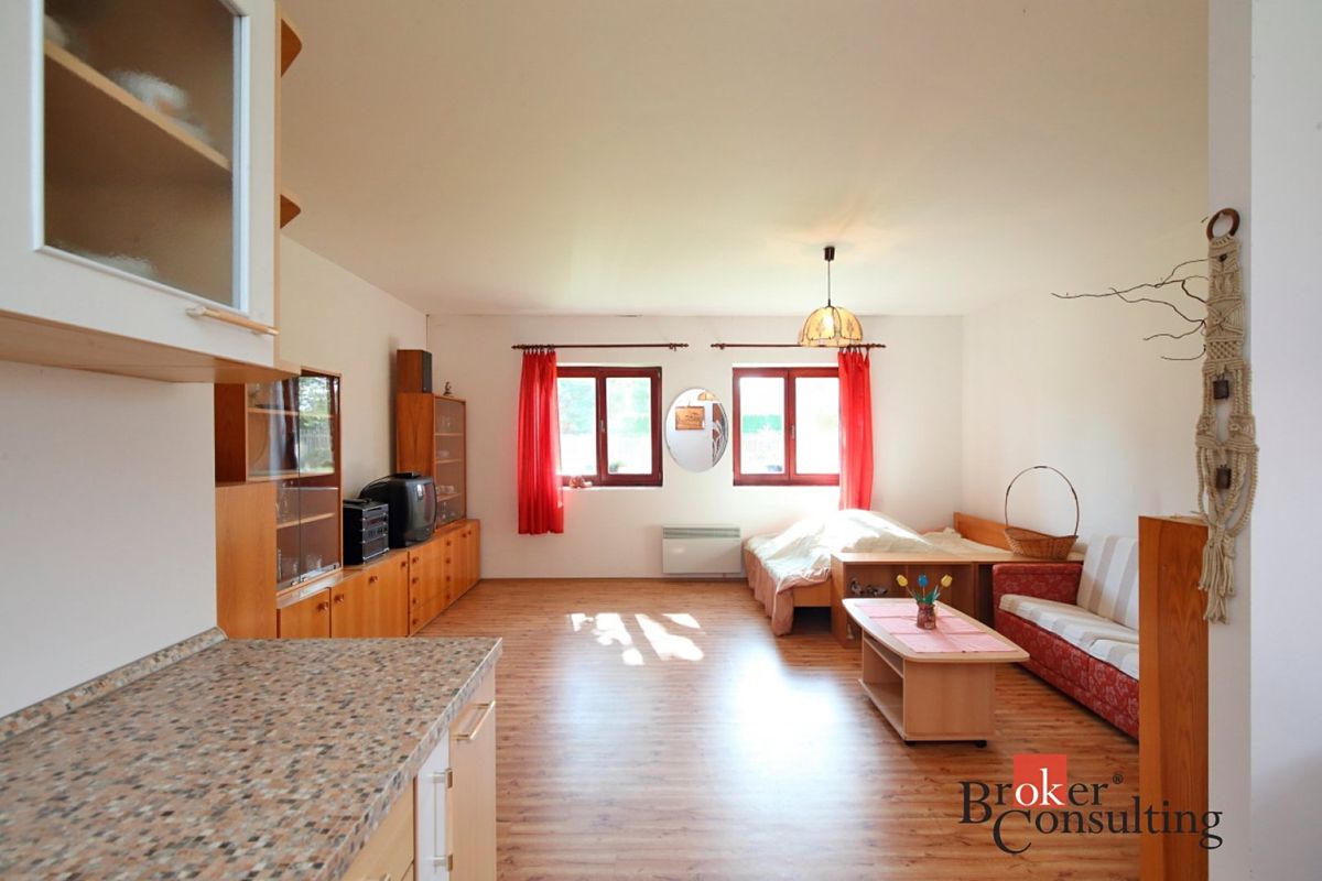 Prodej rodinného domu 158 m², pozemek 1356 m² thumbnail 17