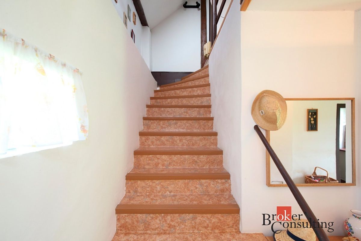 Prodej rodinného domu 158 m², pozemek 1356 m² thumbnail 18